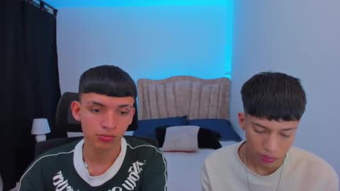 Snapshot of juan_nd_steven chatting on 10.09.25 JuanSteven online show from 10.09.25