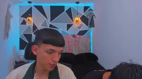 Snapshot of juan_nd_steven chatting on 10.15.25 JuanSteven online show from 10.15.25