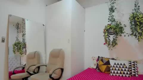 Snapshot of juana_naranjo chatting on 07.16.26 juana_naranjo online show from 07.16.26