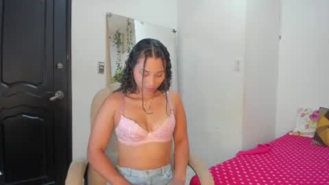 Snapshot of juana_naranjo chatting on 07.17.26 juana_naranjo online show from 07.17.26