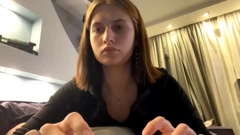 Lola online show from 11.03.25