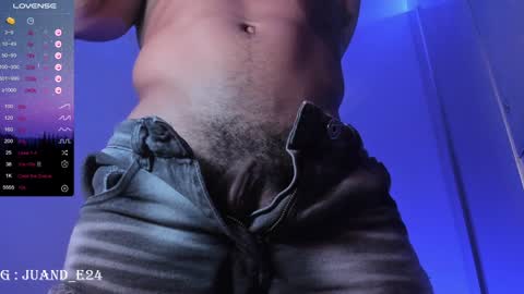 Snapshot of juande_24 chatting on 12.12.24 independent model online show from 12.12.24