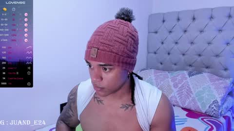 Snapshot of juande_24 chatting on 12.16.24 independent model online show from 12.16.24