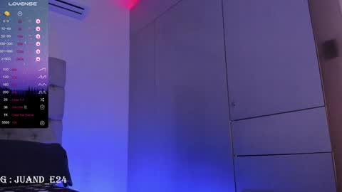 Snapshot of juande_24 chatting on 12.27.24 independent model online show from 12.27.24