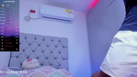 Snapshot of juande_24 chatting on 01.27.25 independent model online show from 01.27.25