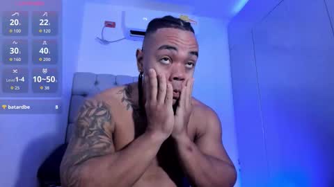 Snapshot of juande_24 chatting on 11.07.25 independent model online show from 11.07.25