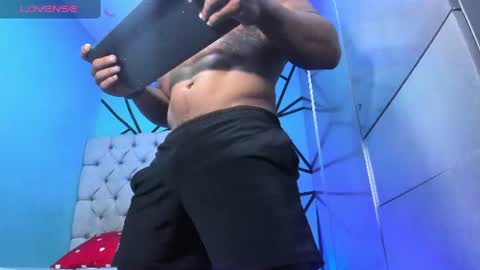 independent model online show from 07.22.26