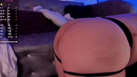 Juan David online show from 12.04.24