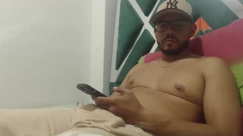 juanfe_style online show from 10.10.25