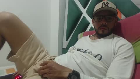 juanfe_style online show from 10.11.25