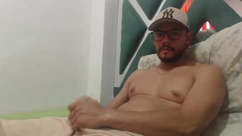 juanfe_style online show from 11.11.25