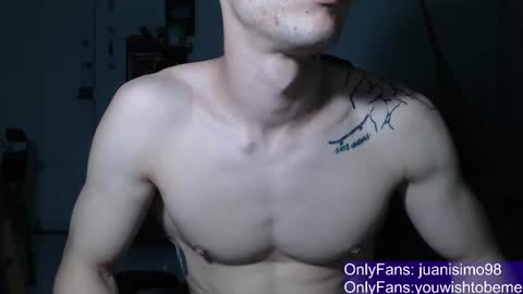 Snapshot of juanisimo_ chatting on 02.22.25 JUANISIMO online show from 02.22.25