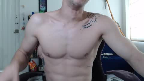 Snapshot of juanisimo_ chatting on 03.06.25 JUANISIMO online show from 03.06.25