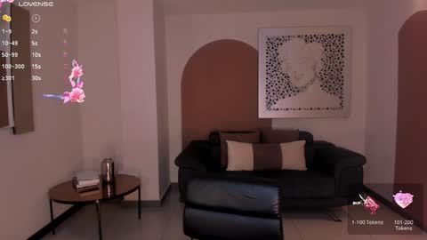 Juanita Clay online show from 12.21.24