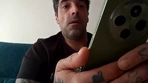 juanjosefran11 online show from 04.12.26