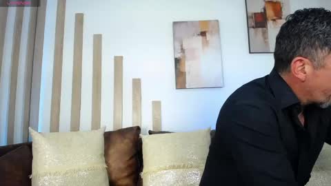 Snapshot of juank_fit45 chatting on 05.26.26 Juan k online show from 05.26.26