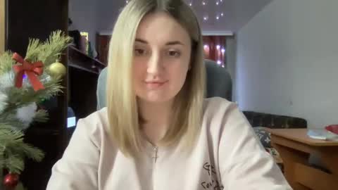 Snapshot of judevalenti chatting on 01.16.25 JudeValenti online show from 01.16.25