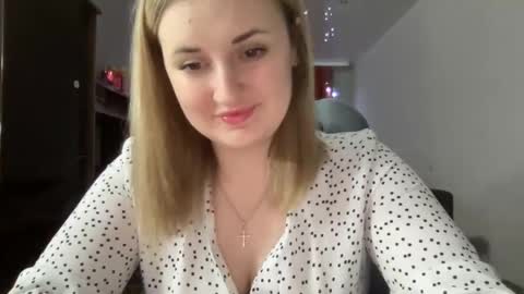 Snapshot of judevalenti chatting on 03.11.25 JudeValenti online show from 03.11.25