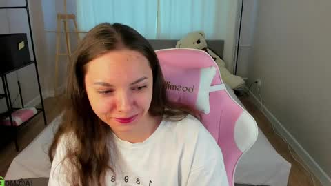 Judy Lewis online show from 04.21.26