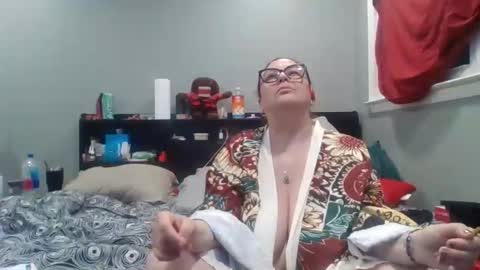 Snapshot of juiceepawwg420 chatting on 05.22.26 Juiceepawwg420 online show from 05.22.26