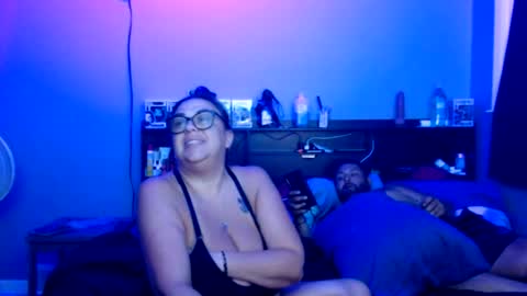 Juiceepawwg420 online show from 07.08.26