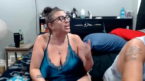 Juiceepawwg420 online show from 07.11.26