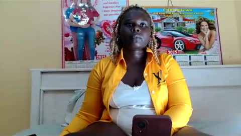 Snapshot of juicy576808 chatting on 02.08.25 zainabu online show from 02.08.25