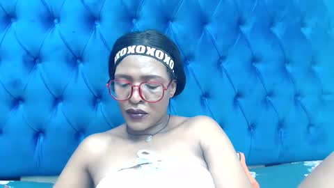 Miss Kay online show from 04.11.26