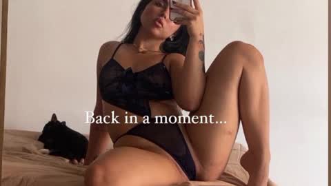 Snapshot of juieth_gv chatting on 02.17.25 Andry but call me yulieth online show from 02.17.25