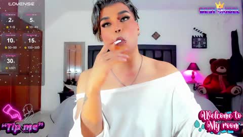 Snapshot of jujubee_lander chatting on 01.30.25 Jujubee online show from 01.30.25