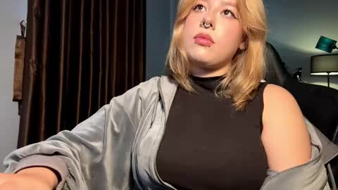 Elvia online show from 03.01.26