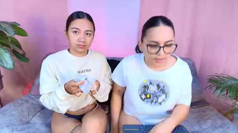 Jules and Gia online show from 12.16.25