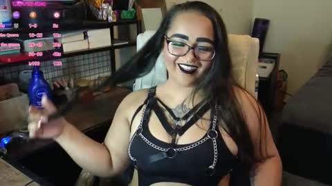 Julesss online show from 10.03.25