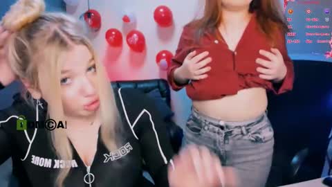 juli kisss online show from 02.17.25