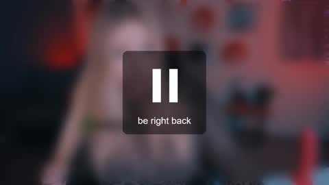 juli kisss online show from 02.21.25