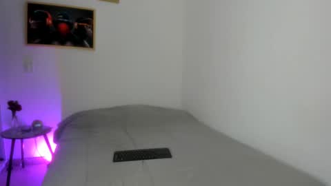 Snapshot of juli_santos_22 chatting on 07.31.26 juli_santos_22 online show from 07.31.26