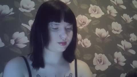 Snapshot of julia1605 chatting on 02.22.26 julia1605 online show from 02.22.26