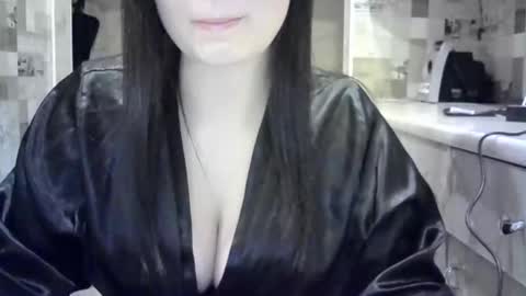 julia69009 online show from 12.22.24