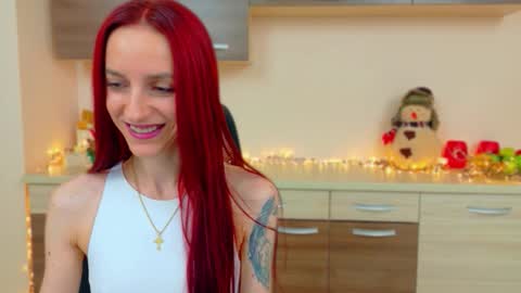 JuliaJae online show from 12.20.25