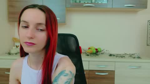 JuliaJae online show from 04.26.26