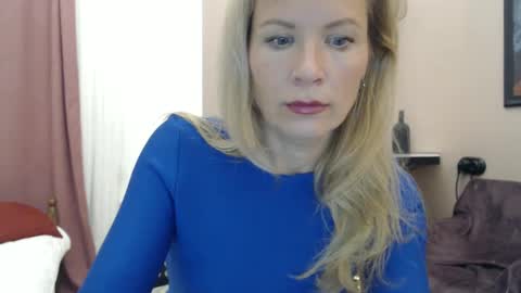 Snapshot of julia_giulia chatting on 01.31.25 julia_giulia online show from 01.31.25
