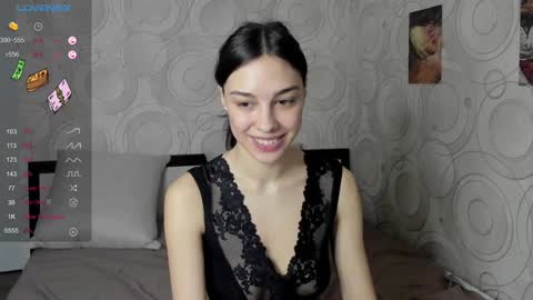 Snapshot of julia_jellyfish chatting on 01.16.25 Julia online show from 01.16.25