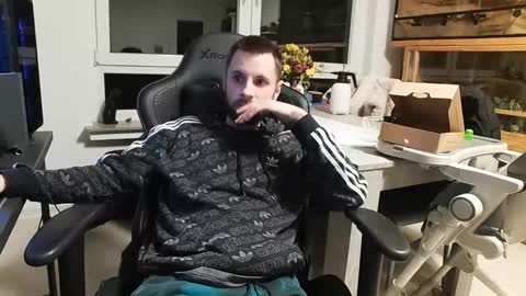 julia_official online show from 03.16.26