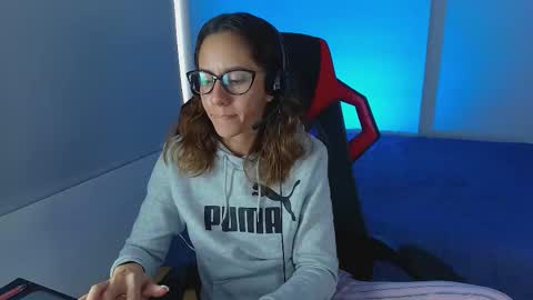 Snapshot of julia_roberts420 chatting on 12.05.25 Julia Schedule 10 pm to 4 am GTM-5 online show from 12.05.25