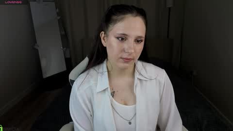 Julia Shyy online show from 05.09.26