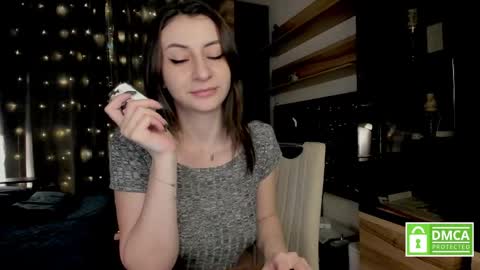 julia_t_mog online show from 03.31.26