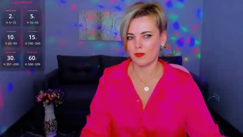 Julia online show from 12.05.25