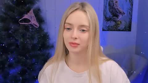 Snapshot of juliabrewwer chatting on 12.19.25 Julia online show from 12.19.25