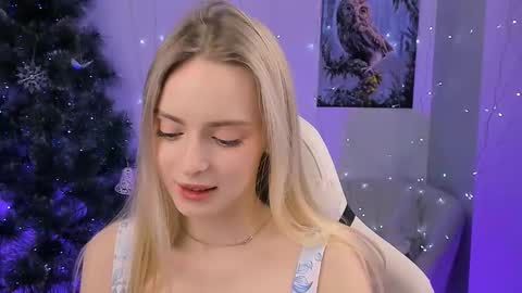 Snapshot of juliabrewwer chatting on 02.12.26 Julia online show from 02.12.26