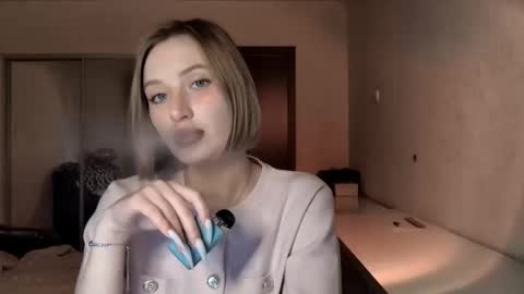 Snapshot of juliahupman chatting on 02.26.26 Kate online show from 02.26.26